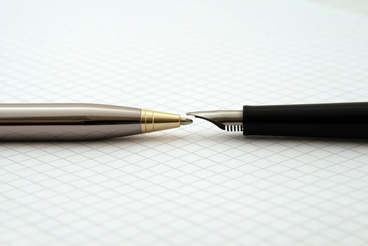 Can an AI Writing Engine Replace Human Writers Completely?