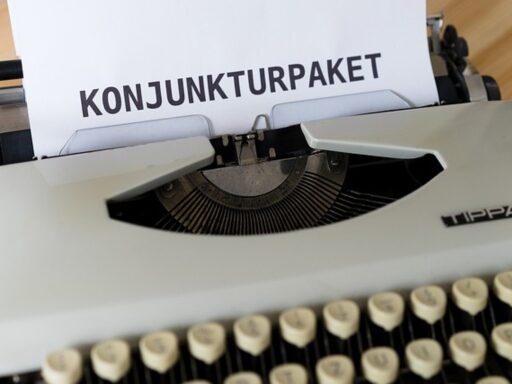 The Benefits of AI Article Generator